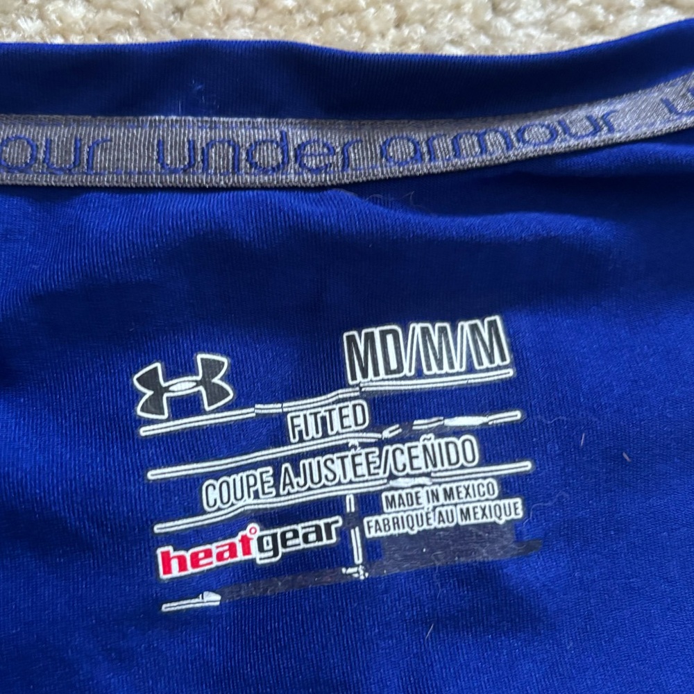 Women’s under armor fitted short sleeve top M